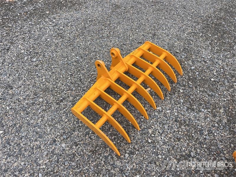 GIYI 38 in Excavator Rake - Fits Cat 303 (Unused) Rakes and tedders