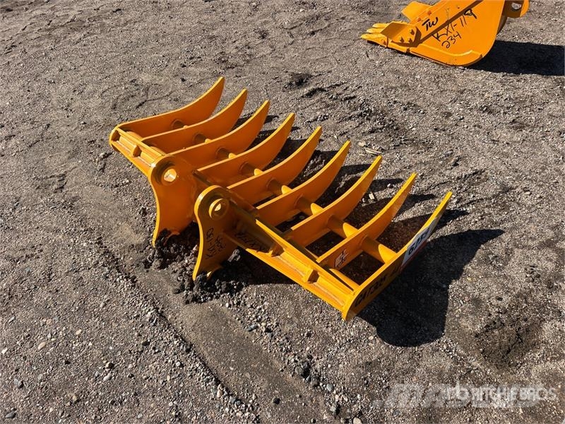  GIYI 44 in Excavator Rake - Fits Cat 305 (Unused) Okretači i sakupljači sijena