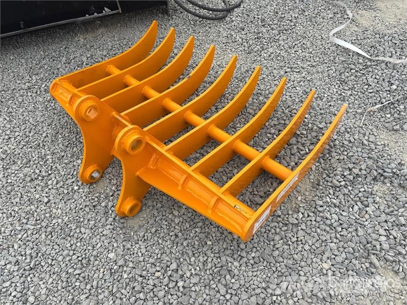 GIYI 45 in Cat 307 45 In Excavator Rake (Unused) Ancinho virador
