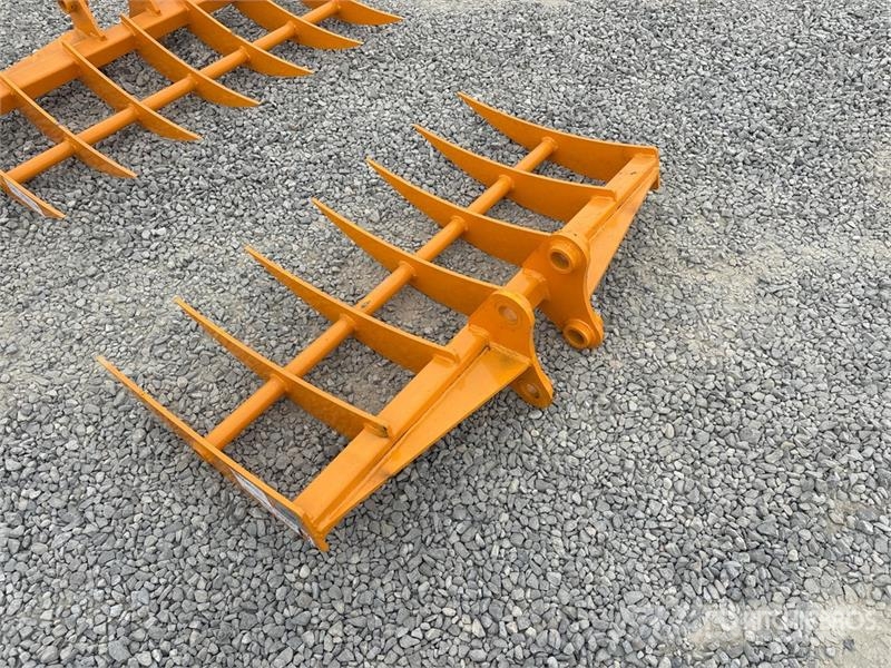 GIYI 46 in Excavator Rake - Fits CAT 303 (Unused) Ancinho virador