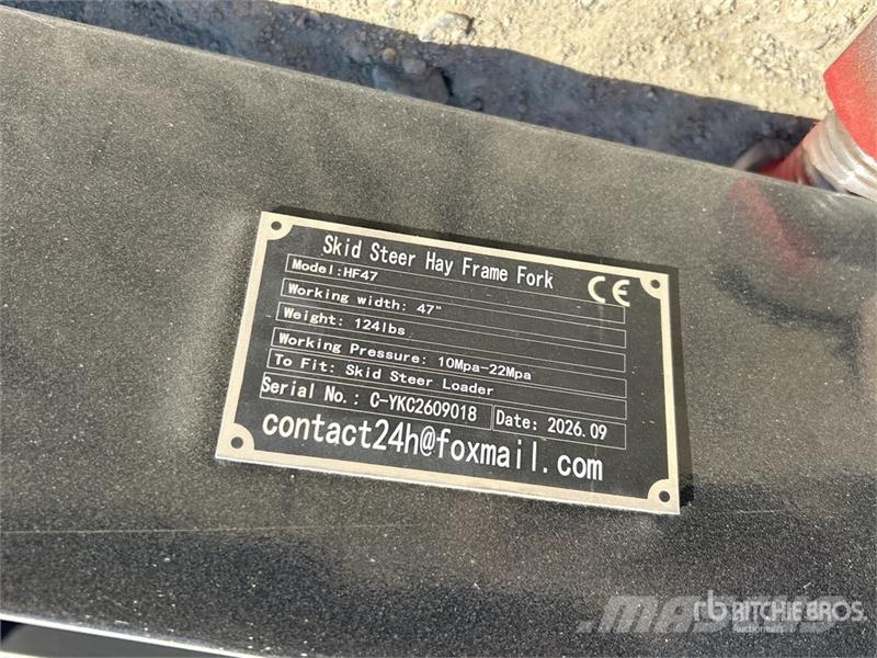 GIYI 47 in Skid Steer Bale Spear (Unused) Ostale komponente za građevinarstvo