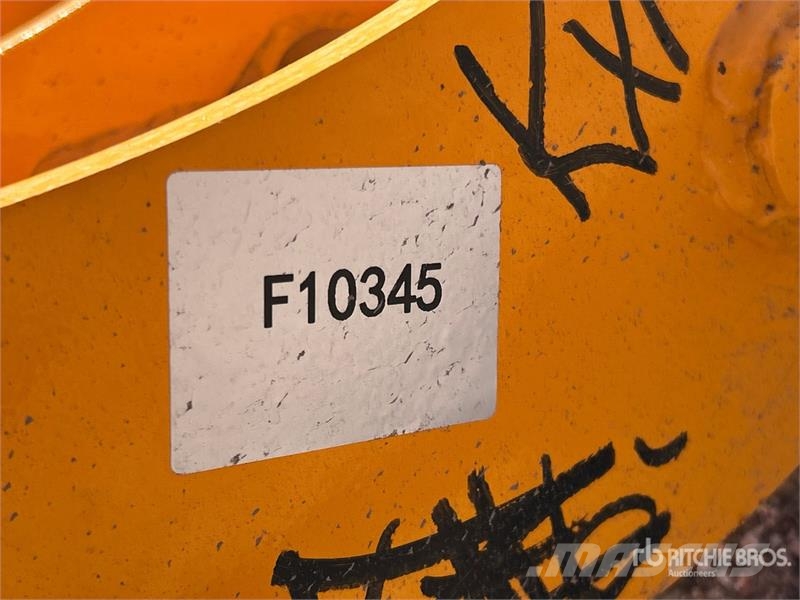  GIYI 48 in Excavator Rake - Fits Cat 307 (Unused) Okretači i sakupljači sijena