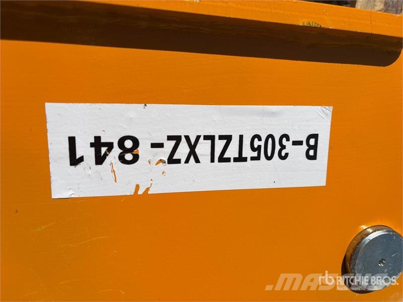 GIYI Cat 305 Excavator Auger (Unused) 鑽頭