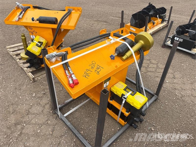  GIYI GY-AD680 47 in Skid Steer Post Driver (Unused Oprema za ograje