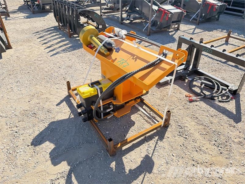 GIYI GY-AD680 47 in Skid Steer Post Driver (Unused Piirdeaia varustus