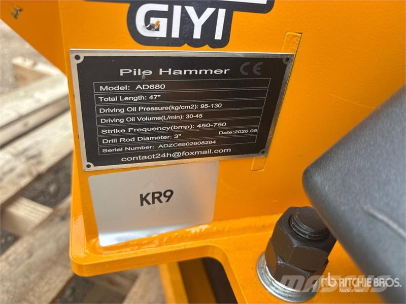  GIYI GY-AD680 47 in Skid Steer Post Driver (Unused Gårds‐husdyr gjerder
