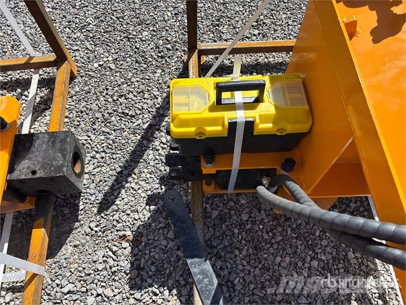 GIYI GY-AD680 Skid Steer Post Driver (Unused) Equipement de clôture