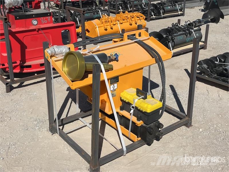 GIYI GY-AD680 Skid Steer Post Driver (Unused) フェンス機材