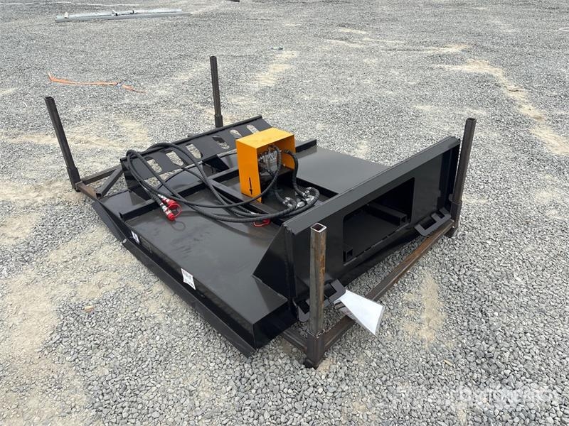 GIYI GY-BC63 60 In Skid Steer Brush Cutter (Unused Sekačky namontované a tažené