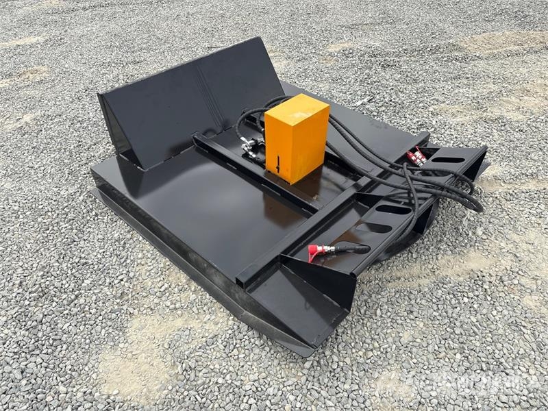 GIYI GY-BC63 60 in Skid Steer Brush Cutter (Unused Sekačky namontované a tažené
