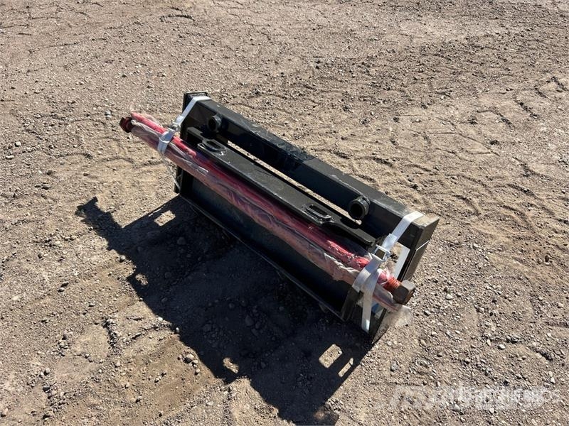 GIYI GY-BF39 39 in Mini Skid Steer Bale Spear (Unu Diger parçalar