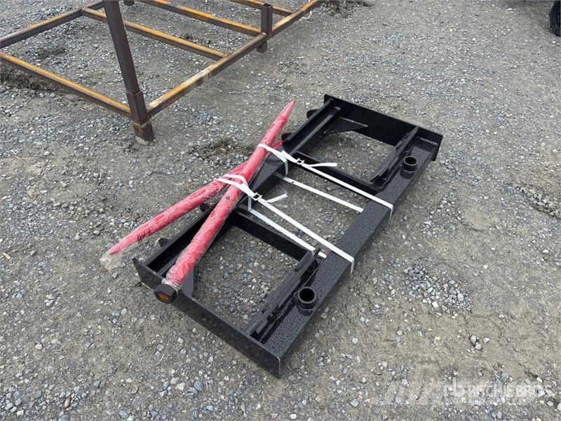 GIYI GY-BF47 47 in Skid Steer Bale Spear (Unused) Outros componentes