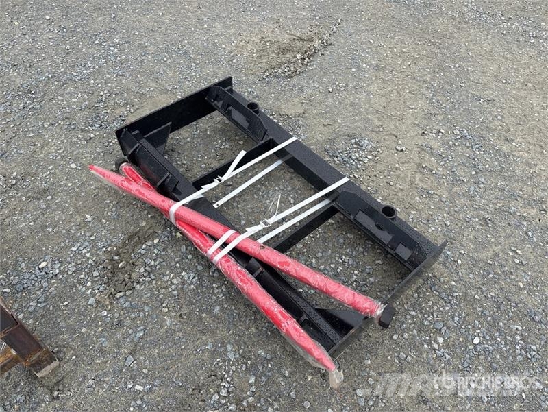 GIYI GY-BF47 47 in Skid Steer Bale Spear (Unused) Outros componentes