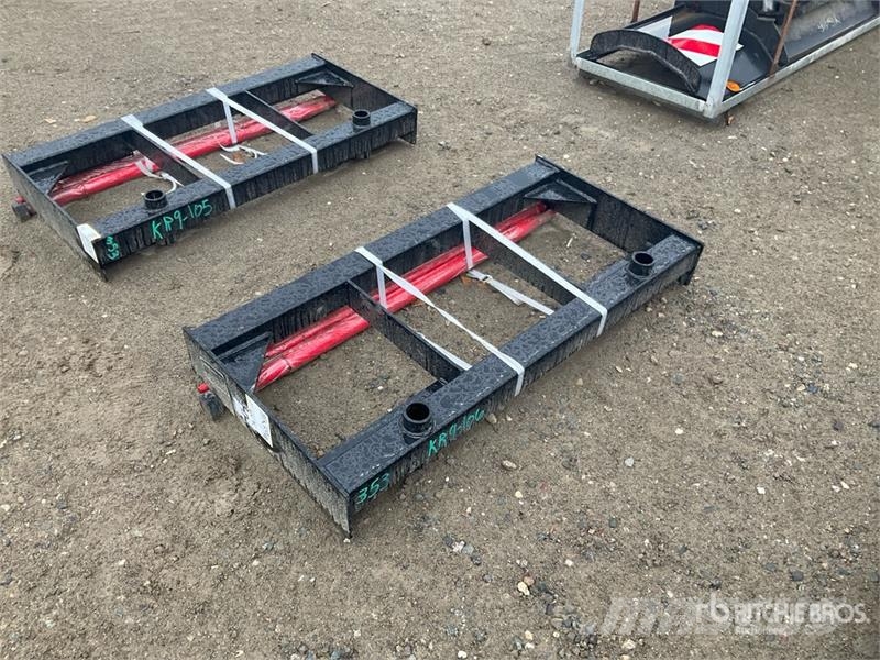  GIYI GY-BF47 47 in Skid Steer Bale Spear (Unused) 其他组件