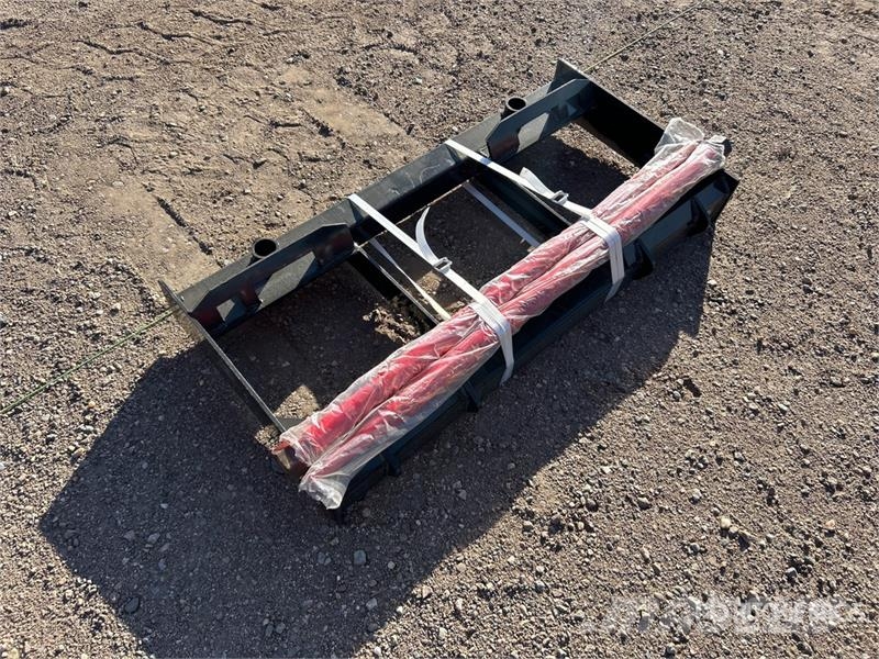 GIYI GY-BF47 Skid Steer Bale Spear (Unused) Outros componentes
