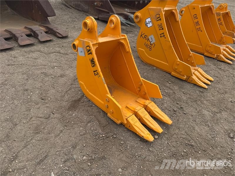 GIYI GY-BK 12 in Excavator Bucket - Fits Cat 303 ( Žlice