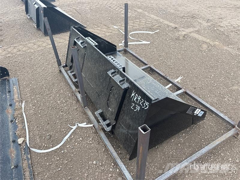 GIYI GY-BT67 67 in Skid Steer Bucket (Unused) Žlice