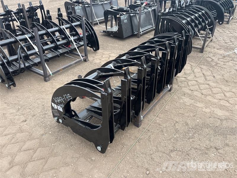  GIYI GY-CLG72 70 in Skid Steer Grapple (Unused) Grabeži