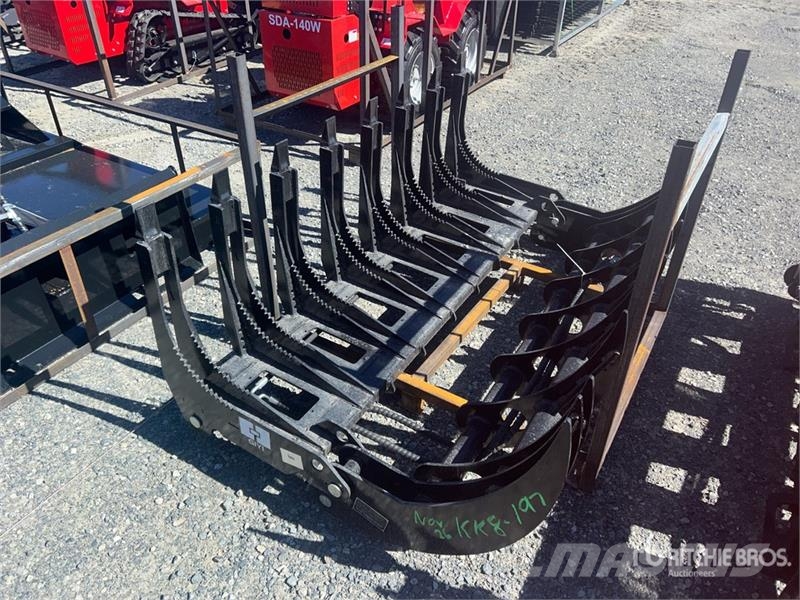GIYI GY-CLG72 72 in Log Skid Steer Grapple (Unused Grabilice