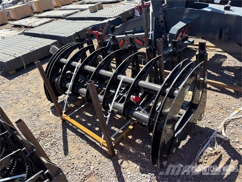 GIYI GY-CLG72 72 in Log Skid Steer Grapple (Unused Грейфери