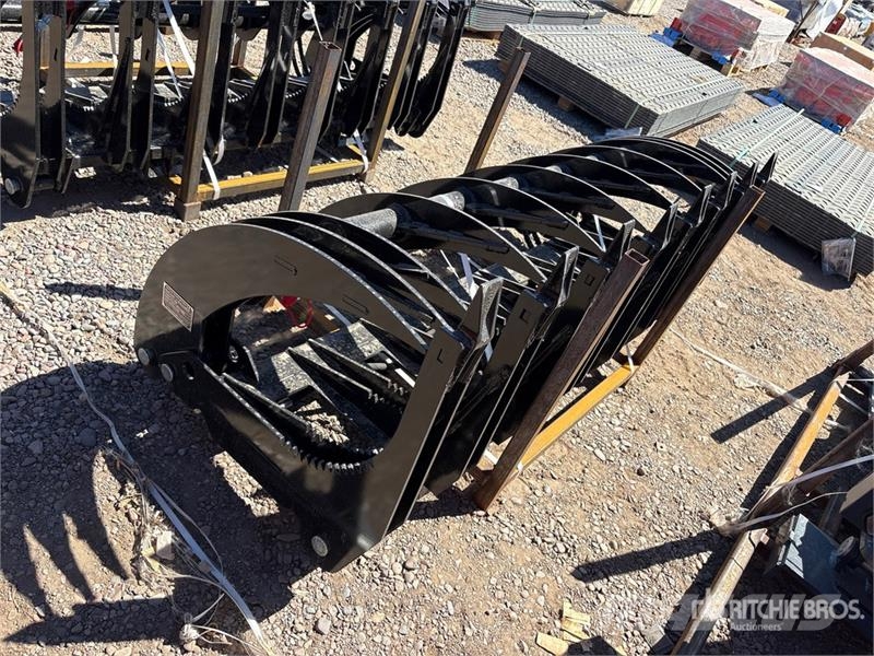 GIYI GY-CLG72 72 in Log Skid Steer Grapple (Unused Грейфери