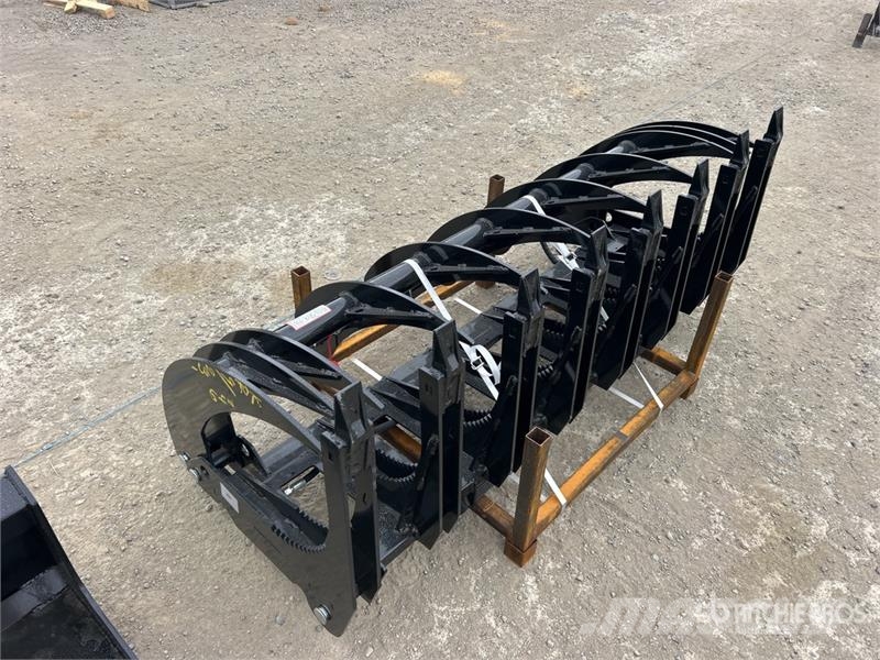 GIYI GY-CLG72 72 in Log Skid Steer Grapple (Unused Grabilice