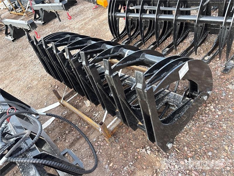 GIYI GY-CLG72 72 in Skid Steer Grapple (Unused) Gripar
