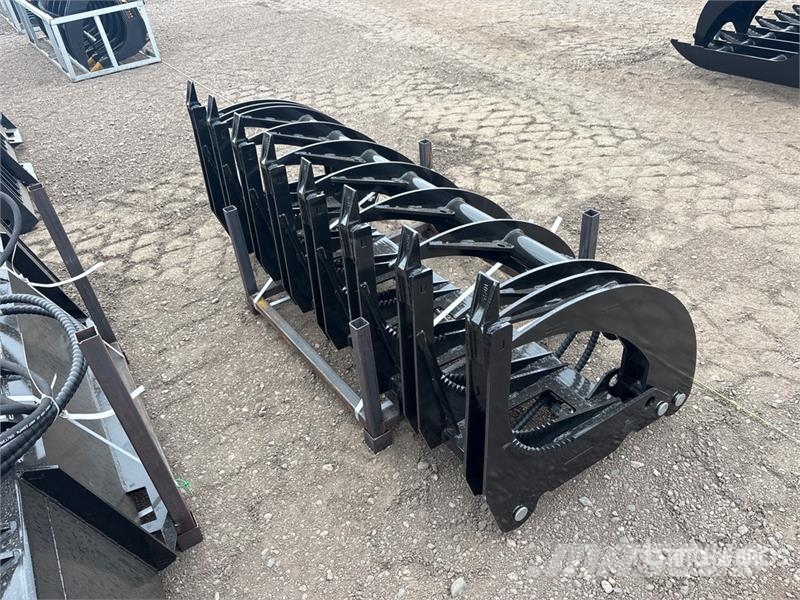 GIYI GY-CLG72 72 in Skid Steer Grapple (Unused) Grabeži