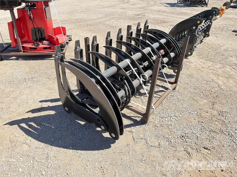  GIYI GY-CLG72 72 in Skid Steer Grapple (Unused) خطاطيف