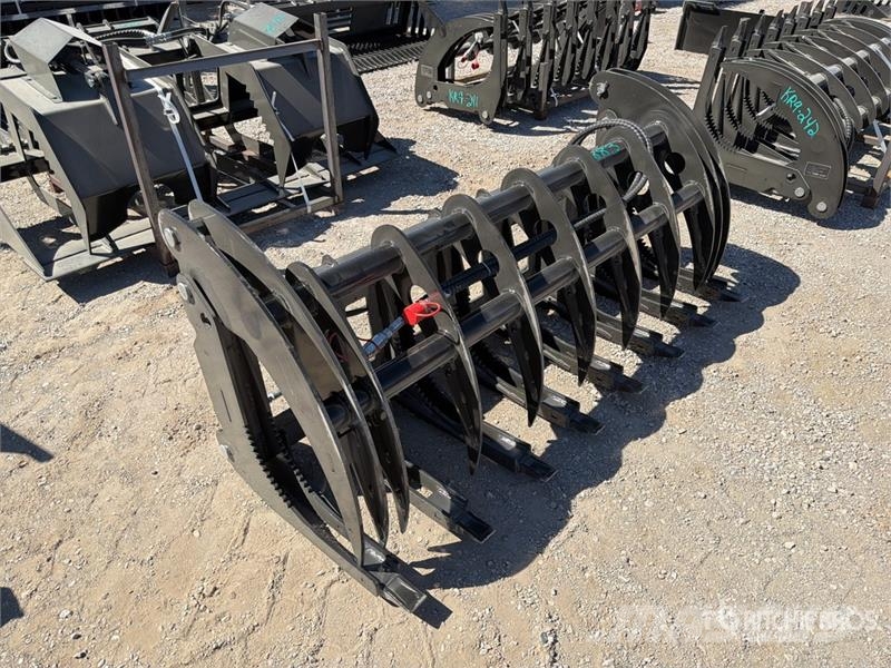  GIYI GY-CLG72 72 in Skid Steer Grapple (Unused) خطاطيف