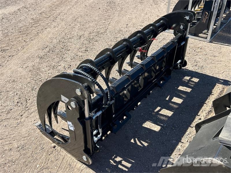  GIYI GY-CLG72 72 in Skid Steer Grapple (Unused) Garras