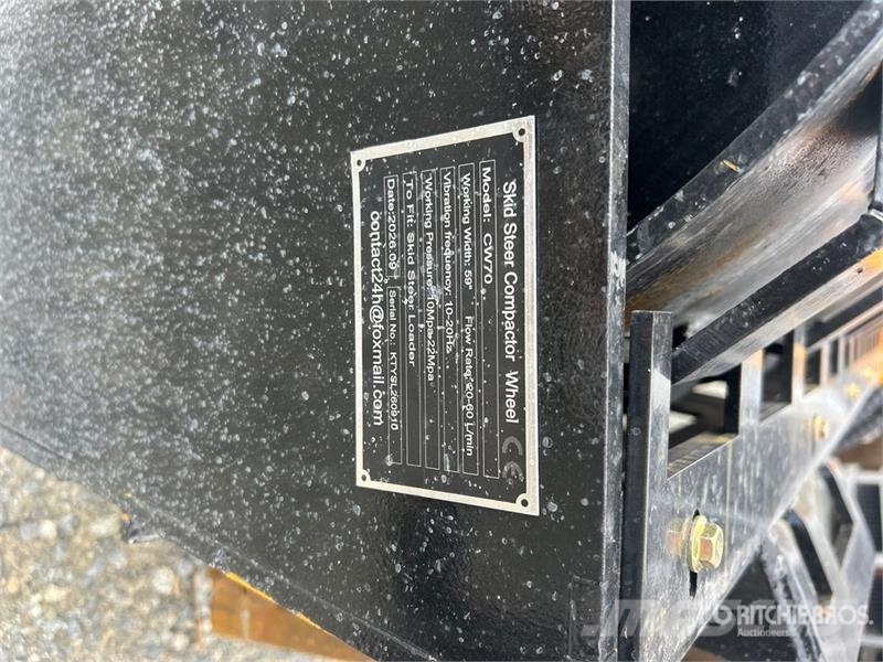 GIYI GY-CW70 59 in Padfoot Skid Steer Vibratory Ro Walsen