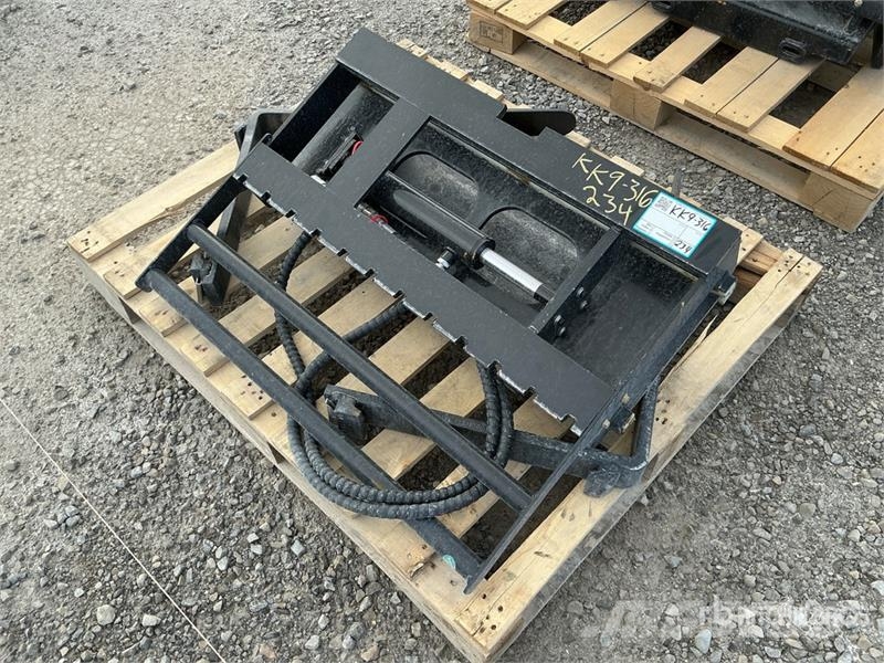  GIYI GY-CYHC 30 in Mini Skid Steer Forks (Unused) Horquillas