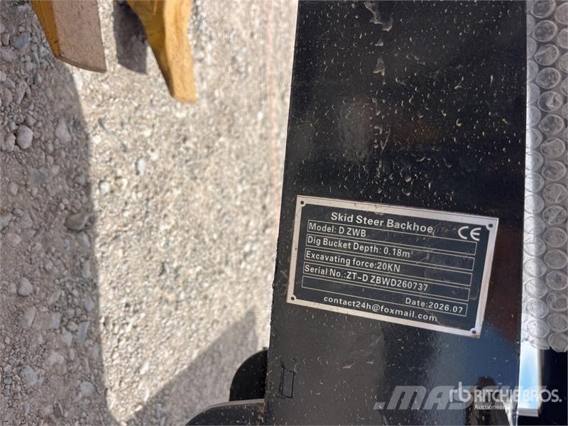 GIYI GY-D ZWB 16 in Skid Steer Backhoe (Unused) Utovarne korpe