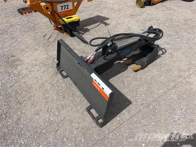 GIYI GY-D ZWB 16 in Skid Steer Backhoe (Unused) Utovarne korpe