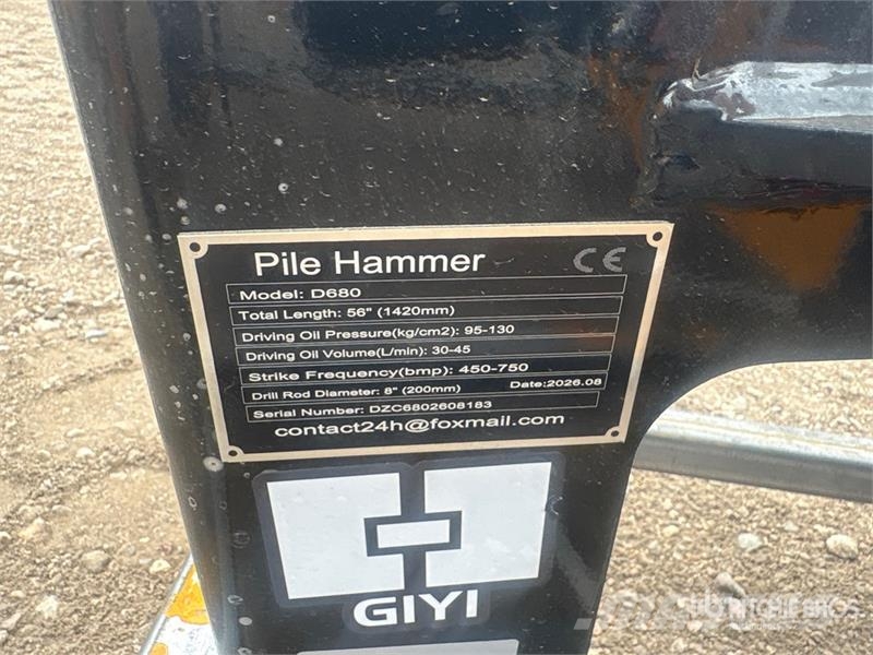  GIYI GY-D680 45 in Skid Steer Post Driver (Unused) Oprema za ograje