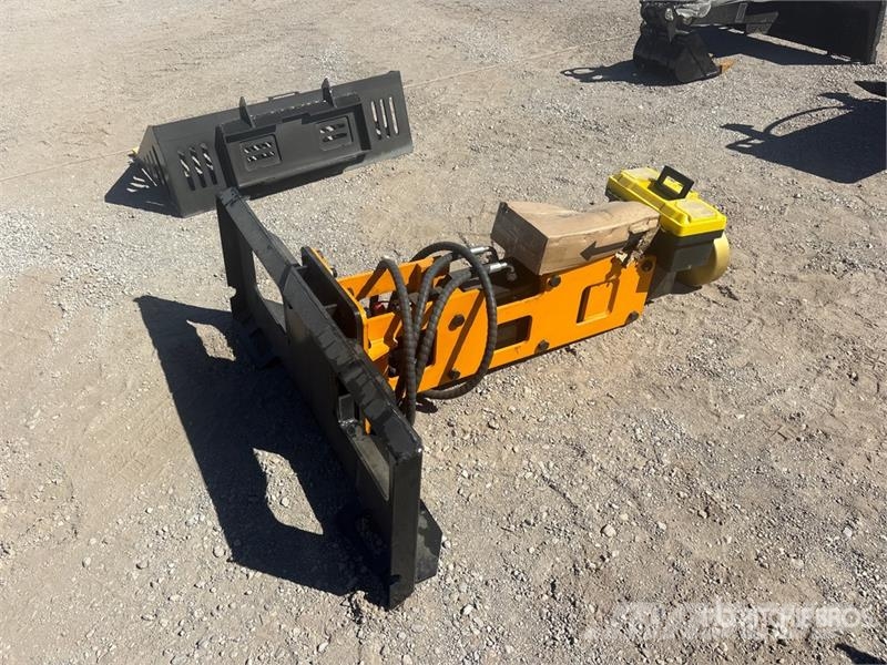  GIYI GY-D680 45 in Skid Steer Post Driver (Unused) Piirdeaia varustus