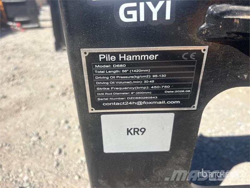  GIYI GY-D680 45 in Skid Steer Post Driver (Unused) Piirdeaia varustus