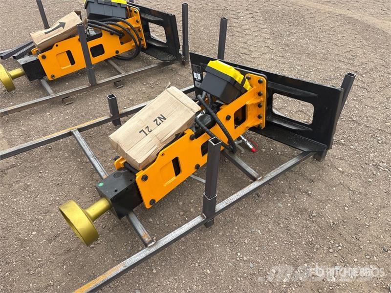  GIYI GY-D680 56 in Skid Steer Post Driver (Unused) Gårds‐husdyr gjerder