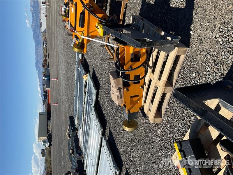 GIYI GY-D680 Skid Steer Post Driver (Unused) フェンス機材