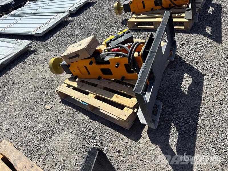 GIYI GY-D680 Skid Steer Post Driver (Unused) Equipement de clôture