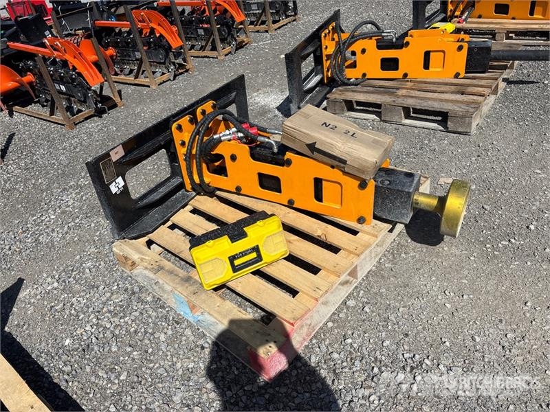 GIYI GY-D680 Skid Steer Post Driver (Unused) Equipement de clôture