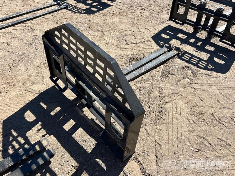 GIYI GY-DHC 60 in Skid Steer Forks (Unused) Građevinarske viljuške