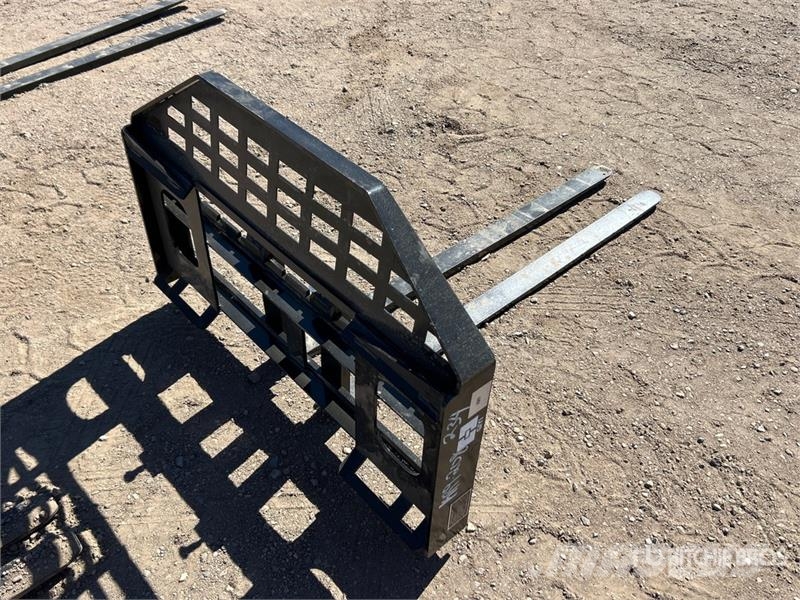  GIYI GY-DHC 60 in Skid Steer Forks (Unused) フォーク