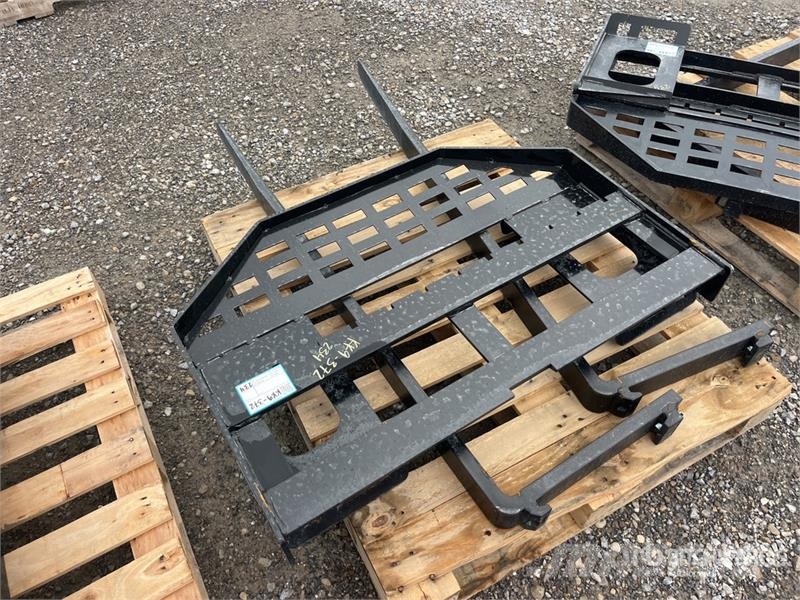  GIYI GY-DHC 60 in Skid Steer Forks (Unused) شوكات