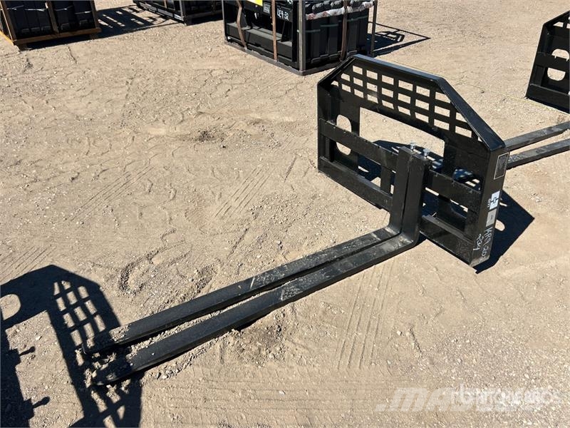 GIYI GY-DHC 60 in Skid Steer Forks (Unused) Građevinarske viljuške