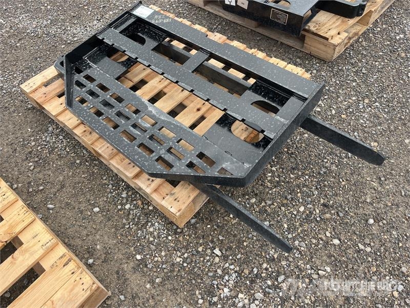  GIYI GY-DHC 60 in Skid Steer Forks (Unused) شوكات