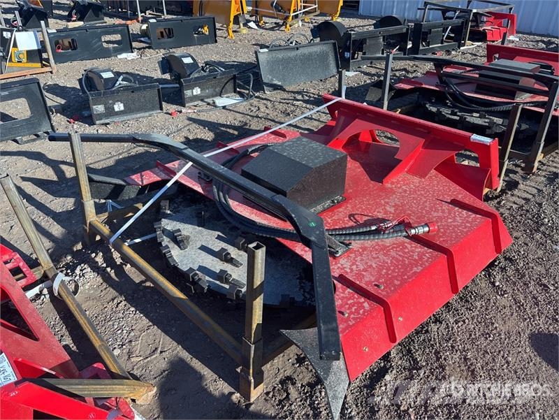  GIYI GY-DM59 39 in Disc Skid Steer Mulcher (Unused ماكينات تقطيع أخشاب الحراجة