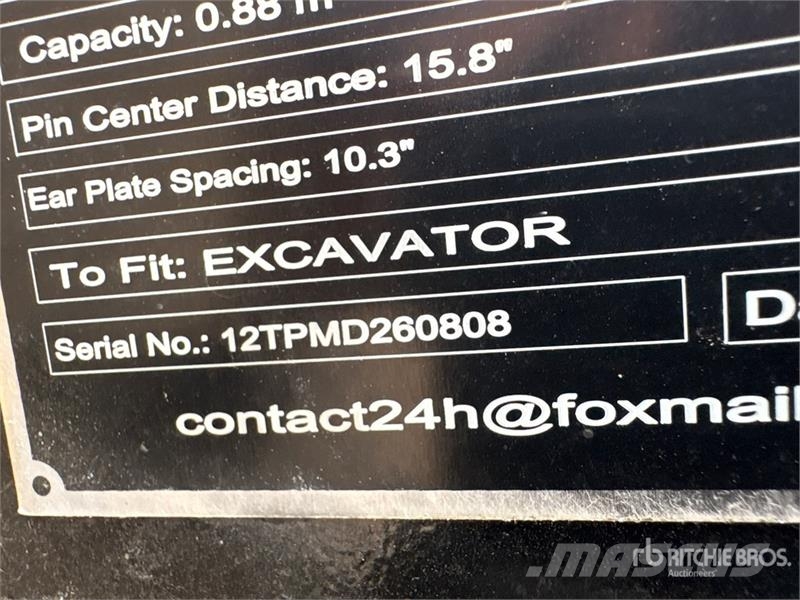 GIYI GY-FB60 60 in Excavator 12T Flat Bucket (Unus مكونات أخرى
