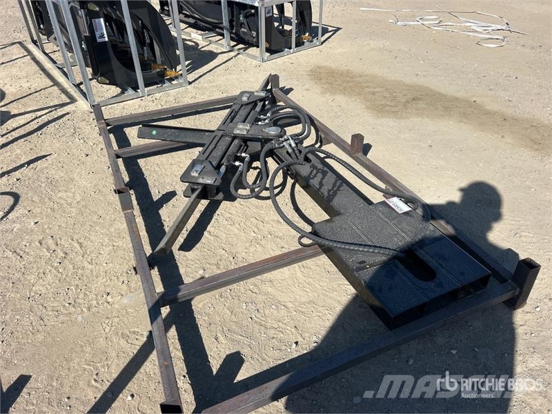GIYI GY-FTL75 Forklift Tire Lifter (Unused) Other components